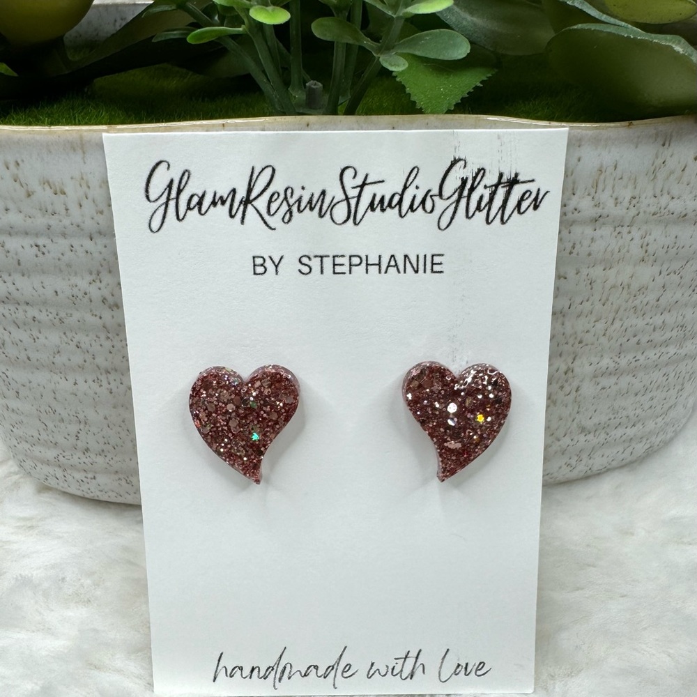 ♥️Maroon Heart Earrings